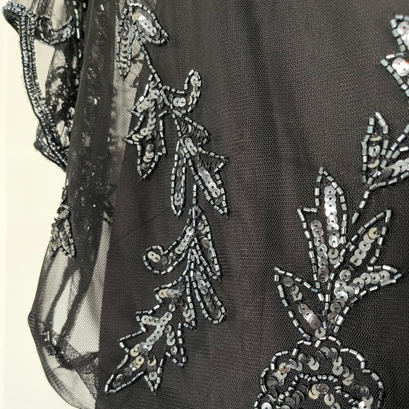 Adrianna Papell - Flutter Sleeve Blouson Beaded Gown - Picture 7 of 8